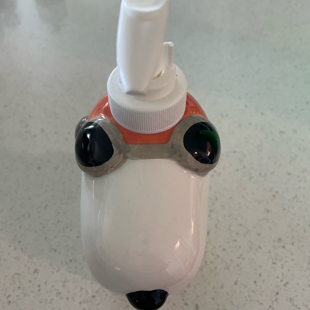 Vintage Snoopy Red Baron Ceramic Soap/Lotion Dispenser. - Picture 5 of 6